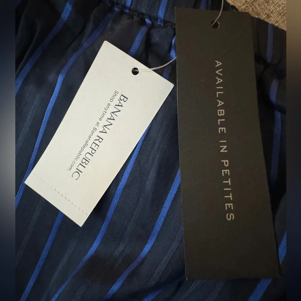 NWT Banana Republic Dress - Picture 3 of 4